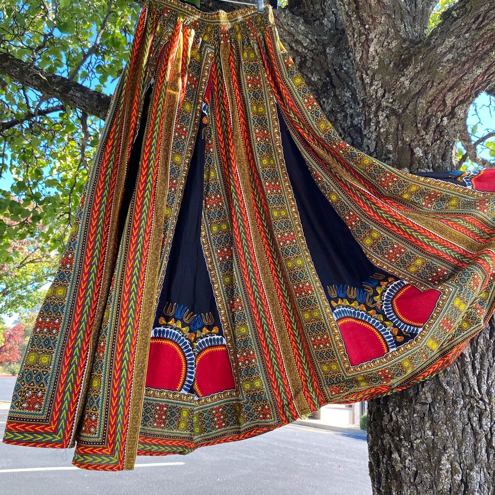 Vibrant Multicolor Full Circle Statement Skirt - Picture 6 of 13